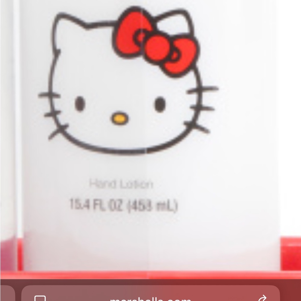 New Hello Kitty Red and White Bath & Body Set - Picture 3 of 3